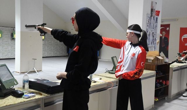 Eskişehir’de Cumhuriyet Bayramı Coşkusu Spor ve Sanatla Yaşandı