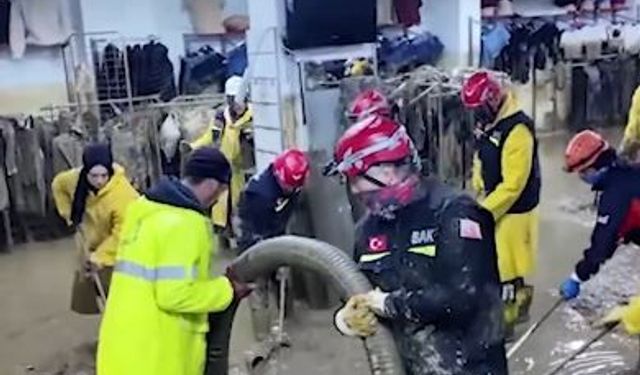 Bakan Çiftçi'den Afet Açıklaması: 'Tek Bir Canı Geride Bırakmamak İçin Çabaladık'