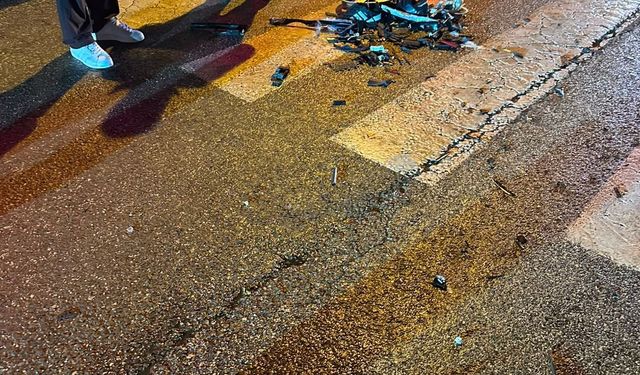 Fatsa'da motosiklet ve otomobil çarpıştı