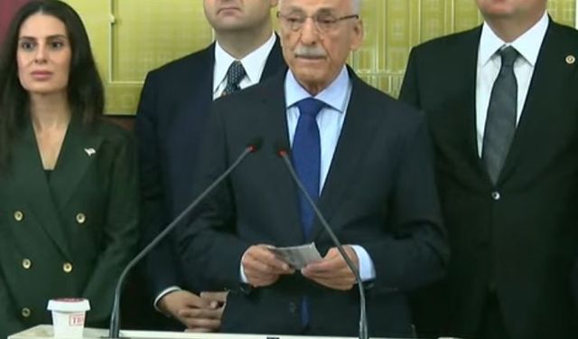 Murat Karayalçın, Yeni Parti'ye üye olduğunu duyurdu