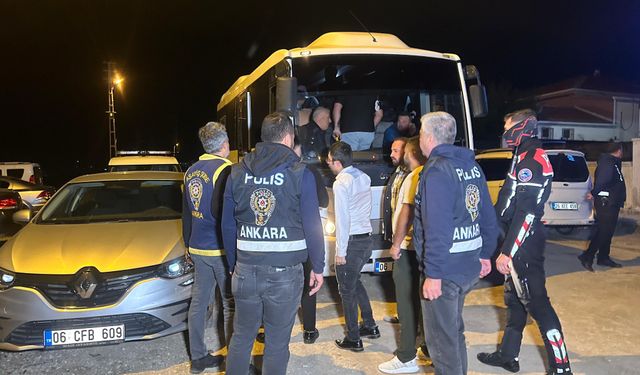 Polatlı'da Eğlence Mekanlarına Eş Zamanlı Baskın: 68 Gözaltı