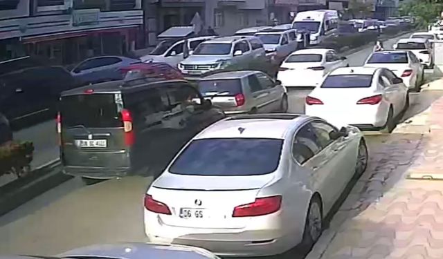 Polatlı'da yola çıkan çocuk kazaya sebep oldu