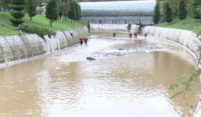 Sarıyer'de selde 3 kişi kayboldu