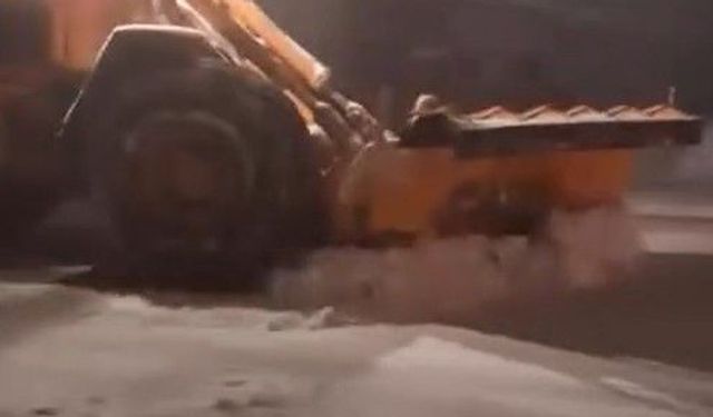 Uludağ’da kar kalınlığı 20 santimetreye ulaştı! Kayak sezonu için geri sayım