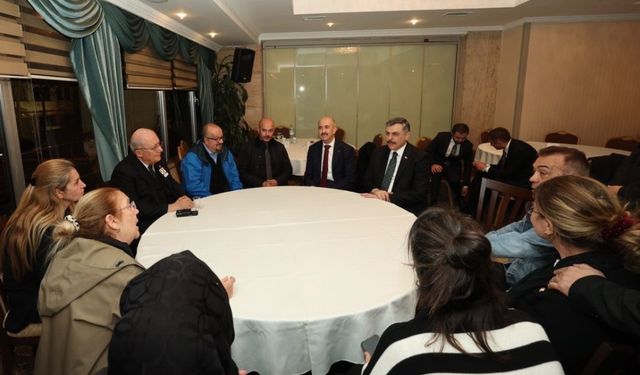 Bakan Çiftçi'den Ünal Erkan'ın ailesine taziye ziyareti