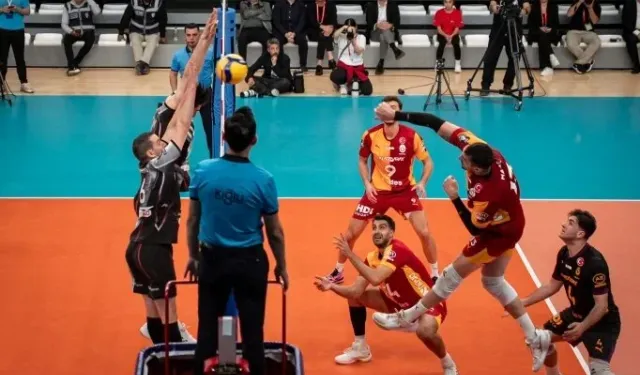 Galatasaray Madeş Mobilya şampiyonlar kupasında zirveye çıktı