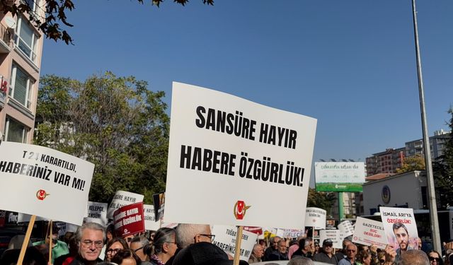 Gazeteciler baskı ve sansüre karşı meydanlarda buluştu