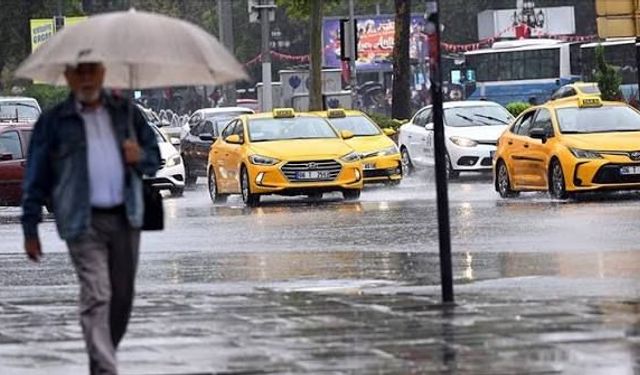Ankara için kuvvetli sağanak uyarısı! Bu ilçelere dikkat
