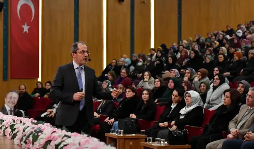 Altındağ’da Eğitimci Vural Çakır’dan "İyi İnsan Yetiştirme" Semineri