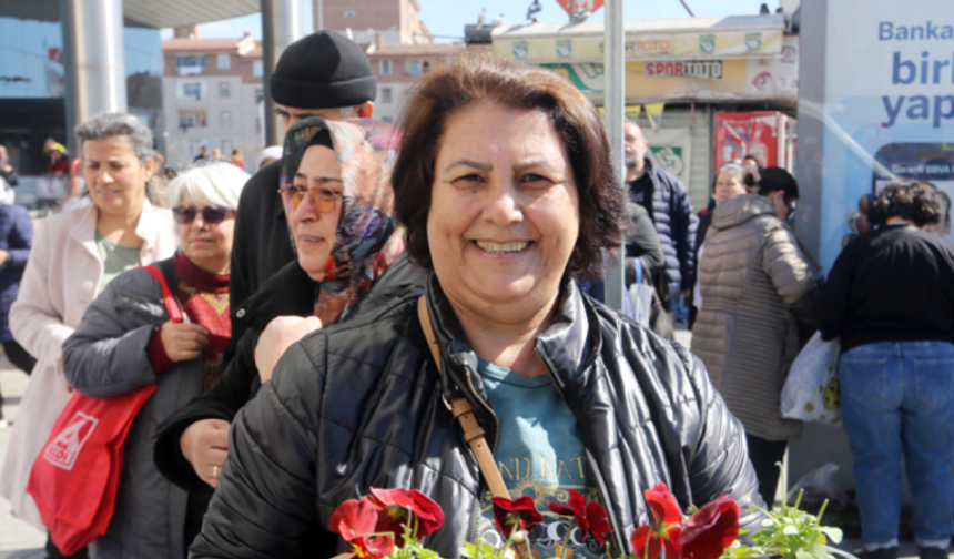 8 Mart Yenimahalle'de coşkuyla kutlandı!