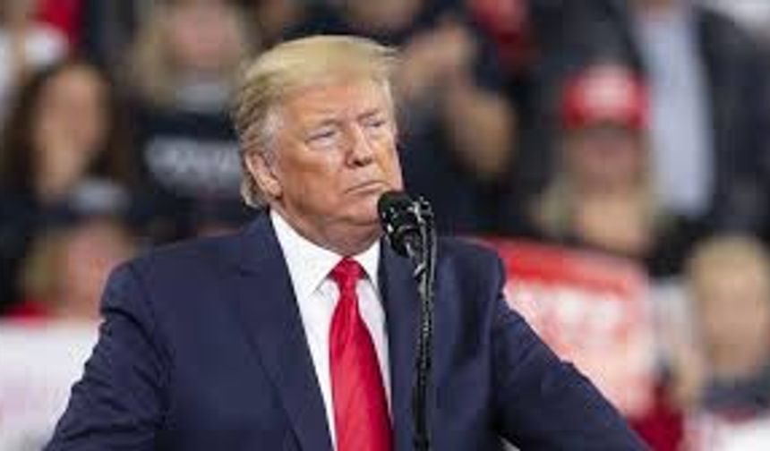 Trump’tan Çin’e gözdağı: “ABD için yüzde 80 gümrük vergisi masada!”