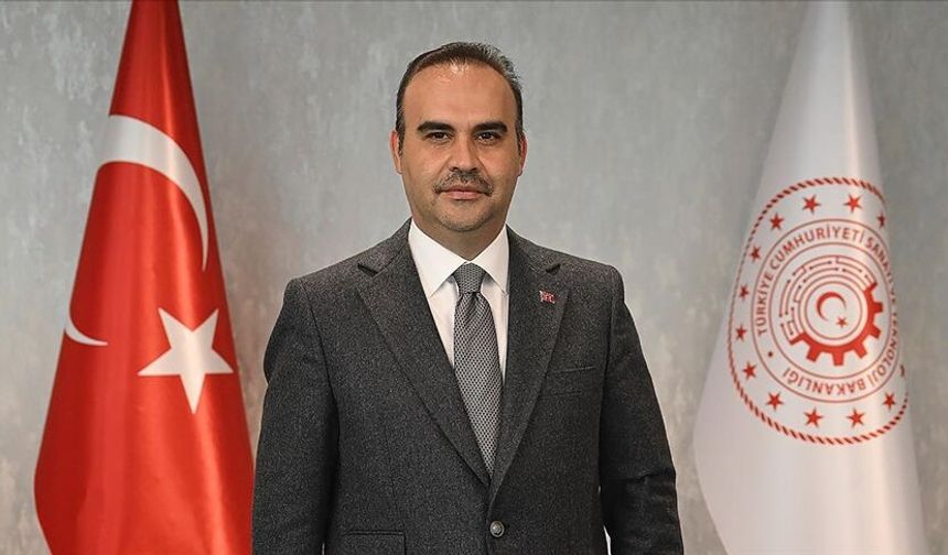 Bakan Kacır duyurdu: İmalat sanayisine uzun vadeli ve uygun koşullu kredi imkanı