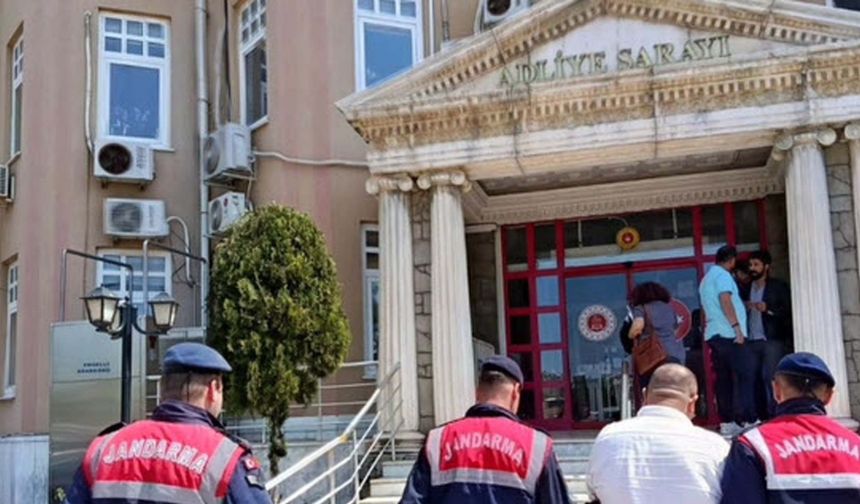 Didim'de iş yeri kurşunlandı