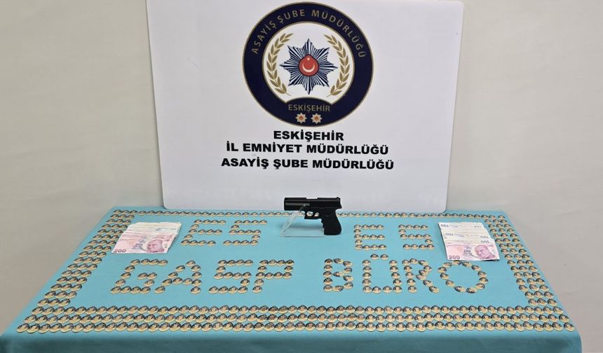 Eskişehir'de sahte gram altın operasyonu