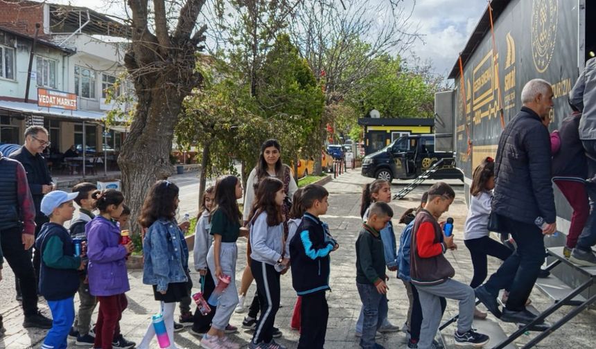 “Gezen Sinema” projesi 895 bin kişiye ulaştı