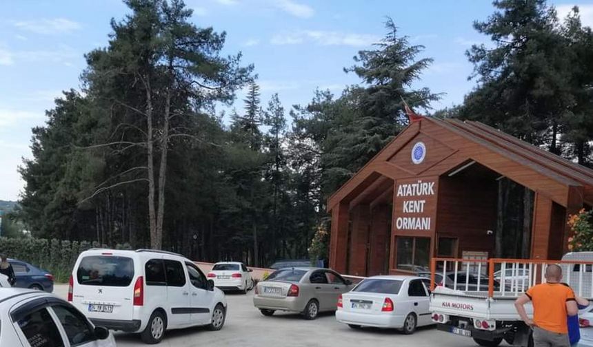 İhalenin iptalini oynayarak kutladılar