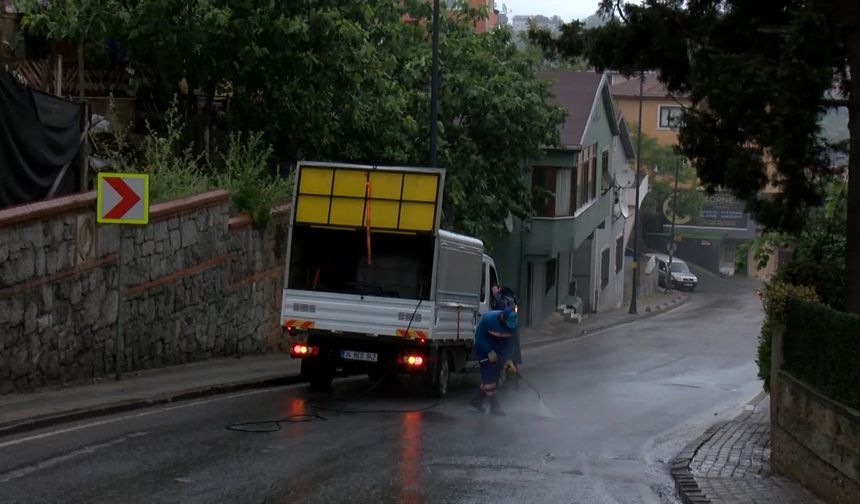 Üsküdar'da Yola Benzin Döküldü, Kazaya Neden Oldu