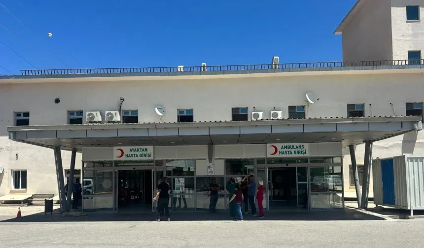 Kavga ettiği amca-yeğeni öldürdü