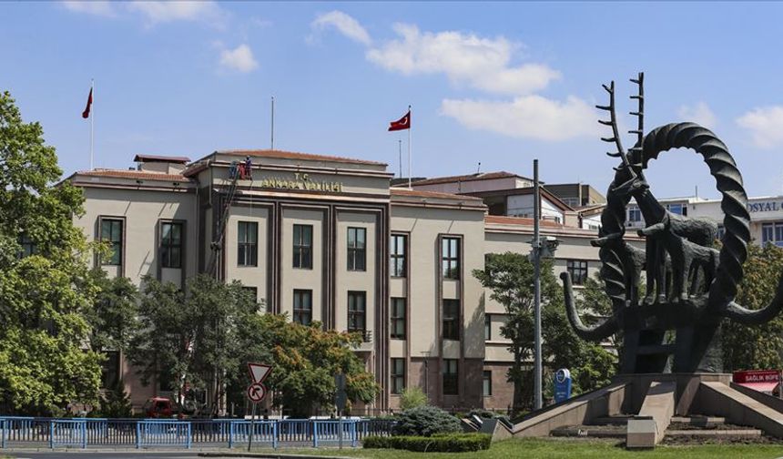 Valilikten uyarı: Başkent'e fırtına geliyor!