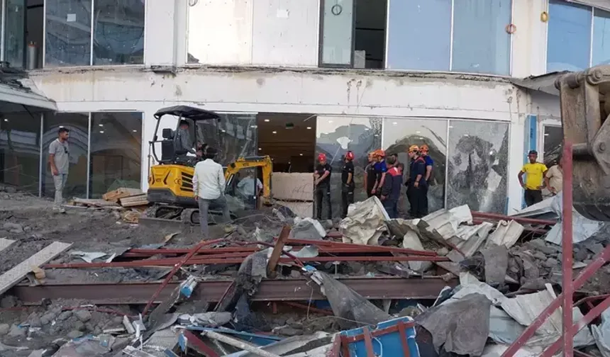 Antalya'da 5 yıldızlı otelde korkutan yangın