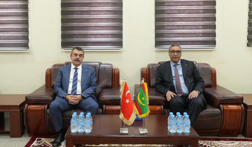 Yusuf Tekin Yacoub Ould Moine ile görüştü