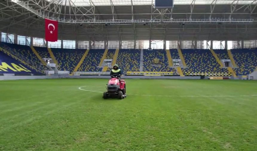 Eryaman Stadyumu zemini için gelişme