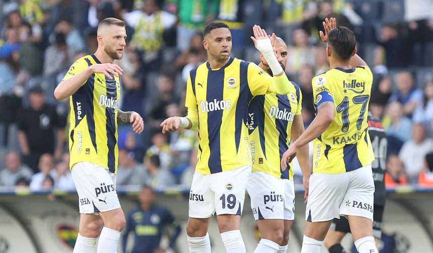 Fenerbahçe sezonu galibiyet ile kapattı