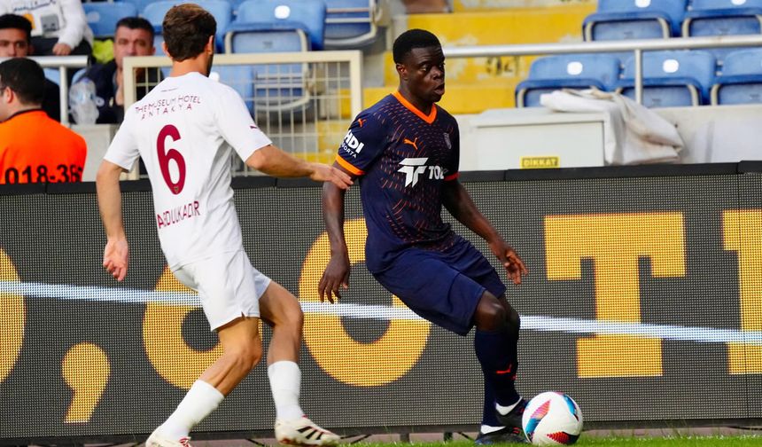 Başakşehir küme düşen Hatayspor'a acımadı