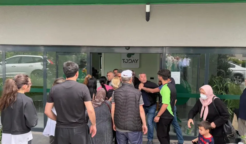 Başkent'te inşaat firması önünde eylem