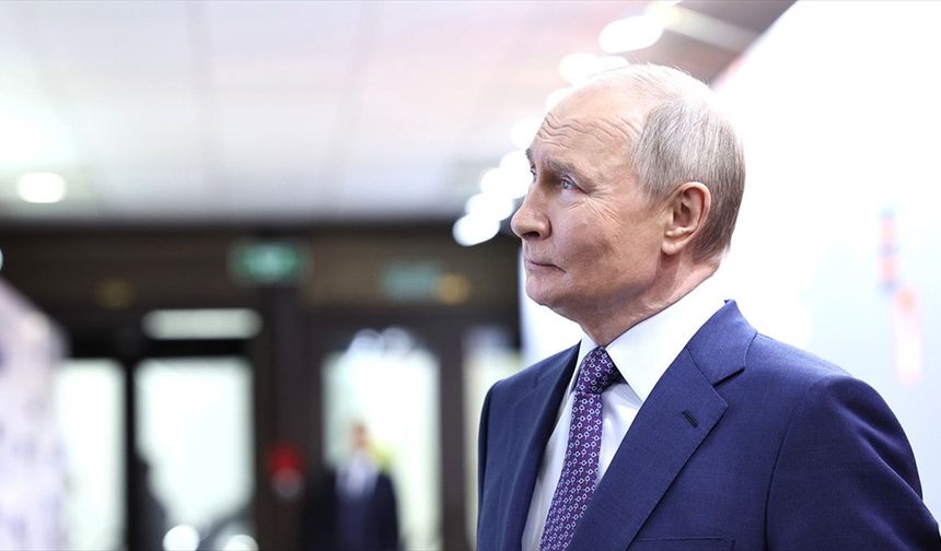 Putin'in 25 senesi belgesele dönüştü