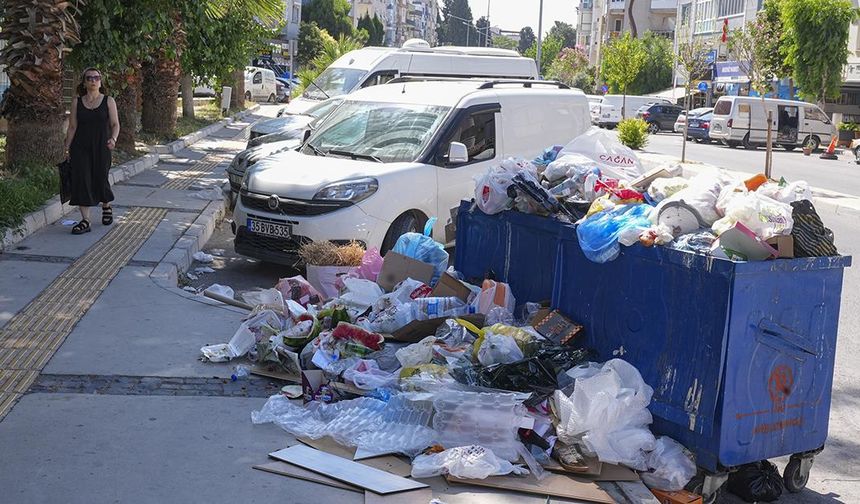 İzmir'de iş bırakma eylemi devam ediyor