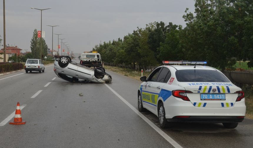 Karaman'da otomobil takla attı: yaralılar var