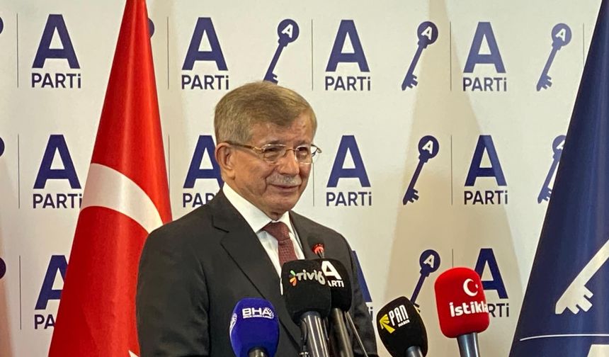 Ahmet Davutoğlu'ndan Anahtar Parti'ye ziyaret