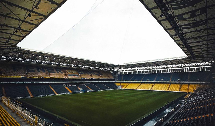 Fenerbahçe stadında yenileme başladı