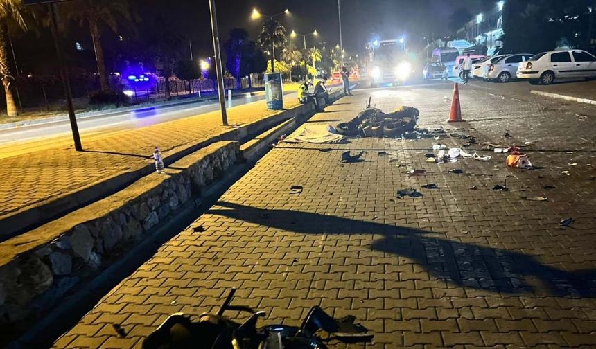 Motosikletler Çarpıştı