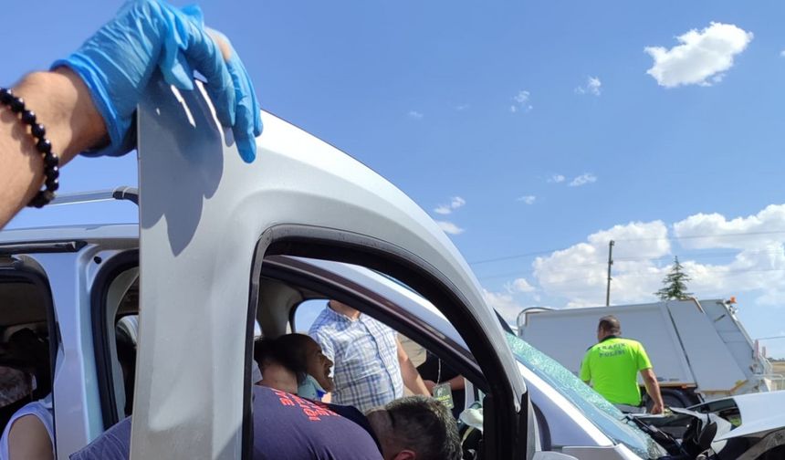Nevşehir Avanos’ta Feci Kaza: 11 Kişi YaralI