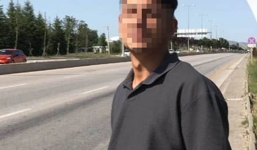 Oğlu Tarafından Boğazı Kesilen Baba Defnedildi
