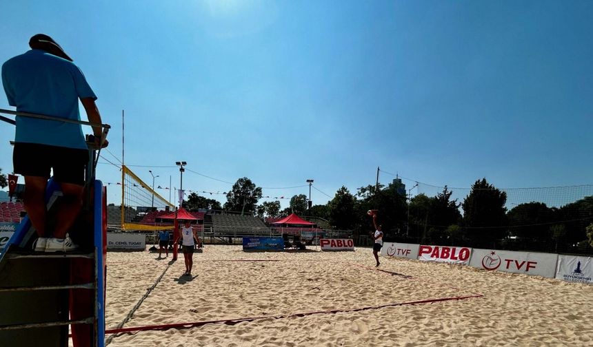 Plaj voleybolunun kalbi İzmir'de atacak