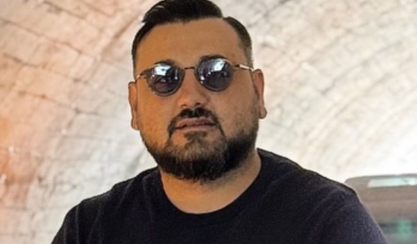 Bahçe duvarına çarpan otomobilin sürücüsü hayatını kaybetti