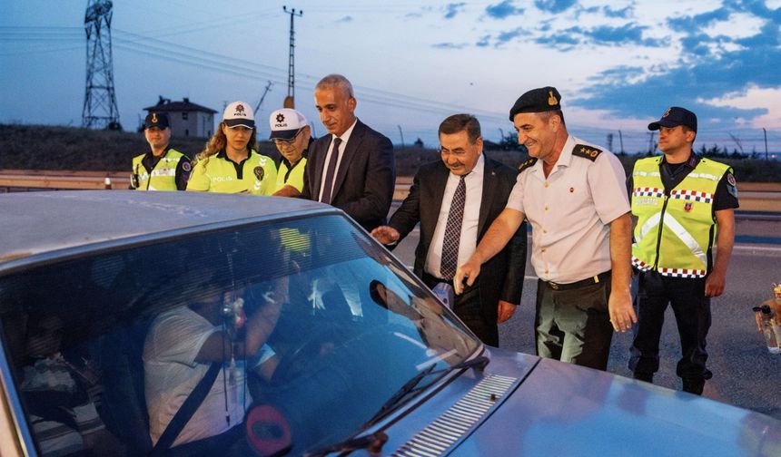 Başkan Odabaşı'ndan kolluk kuvvetlerine bayram sürprizi