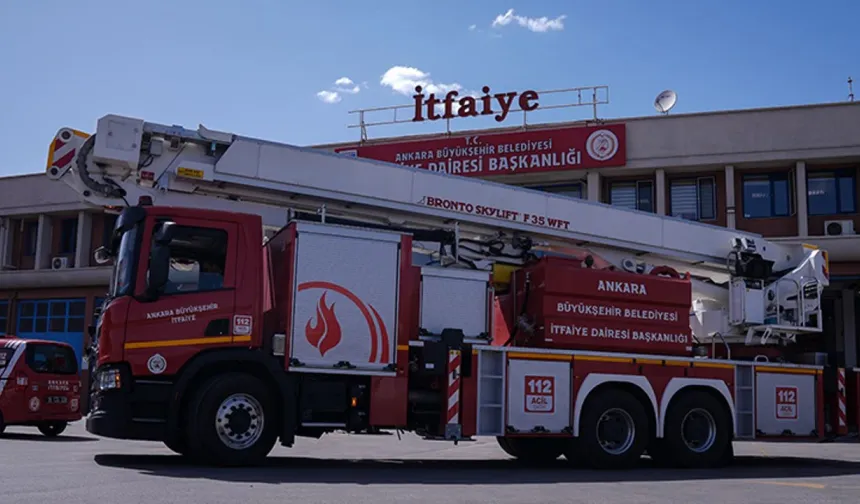 Etimesgut'ta 12 katlı binada yangın çıktı
