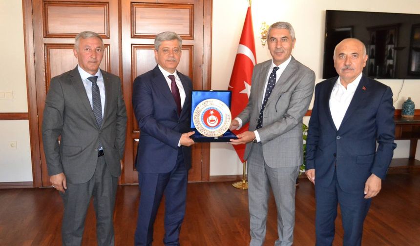 TÜRKAV Heyetinden Beypazarı Kaymakamına Ziyaret