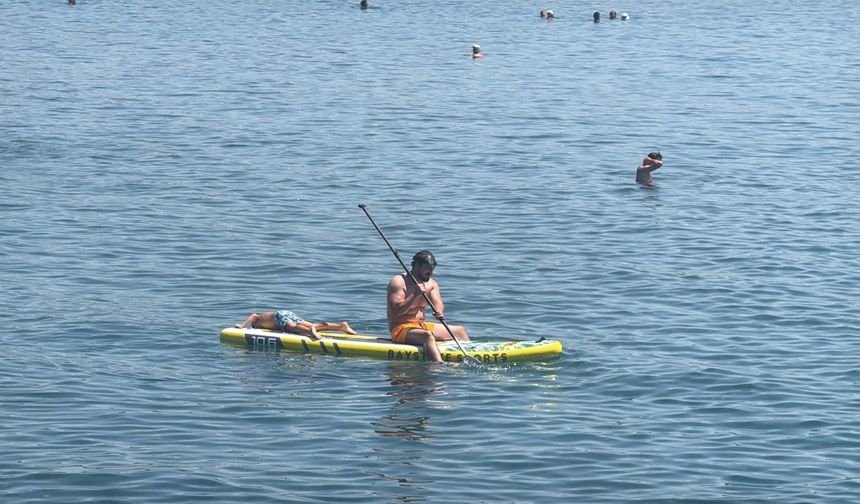 38 Derecelik Sıcaklık Bodrum’u Sardı