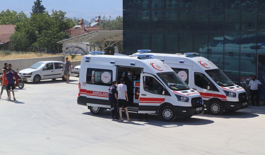 Burdur'da fabrika bahçesinde yangın