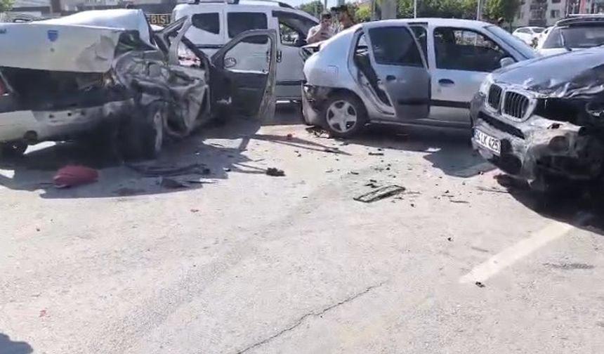 Çorumda zincirleme kaza: 5 yaralı