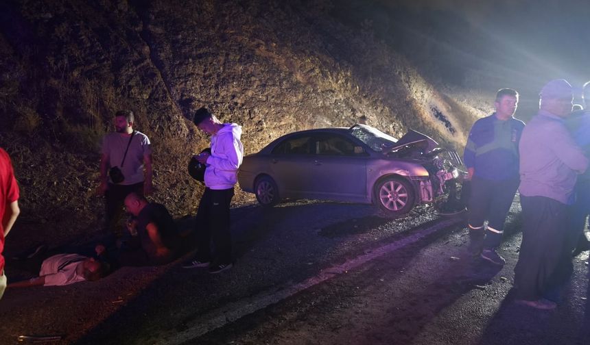 Yangın Yolunda Trafik Kazası