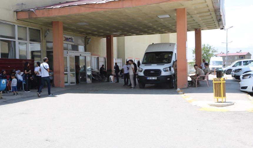 Yüksekova’da Merada Yaralanma