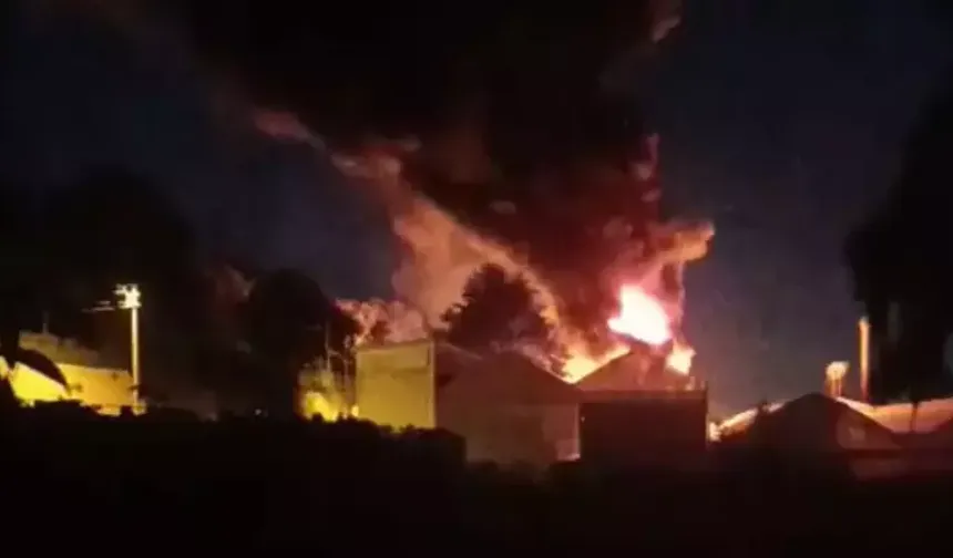 Yalova'da Tarım İşletme Deposunda Yangın