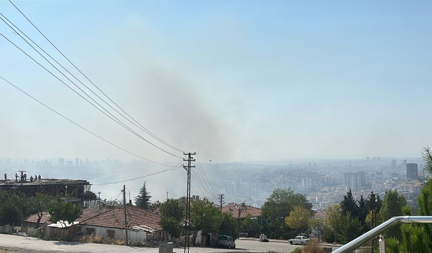 Mamak'ta Korkutan Yangın!