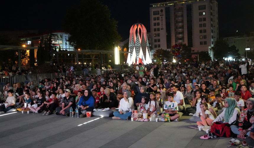 Niğde'de 'Minderli Sinema Günleri'